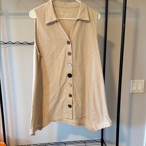 Max Studio Beige Sleeveless Button-Down Shirt